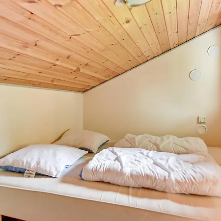 Two-bedroom Holiday In Feriehus Hals